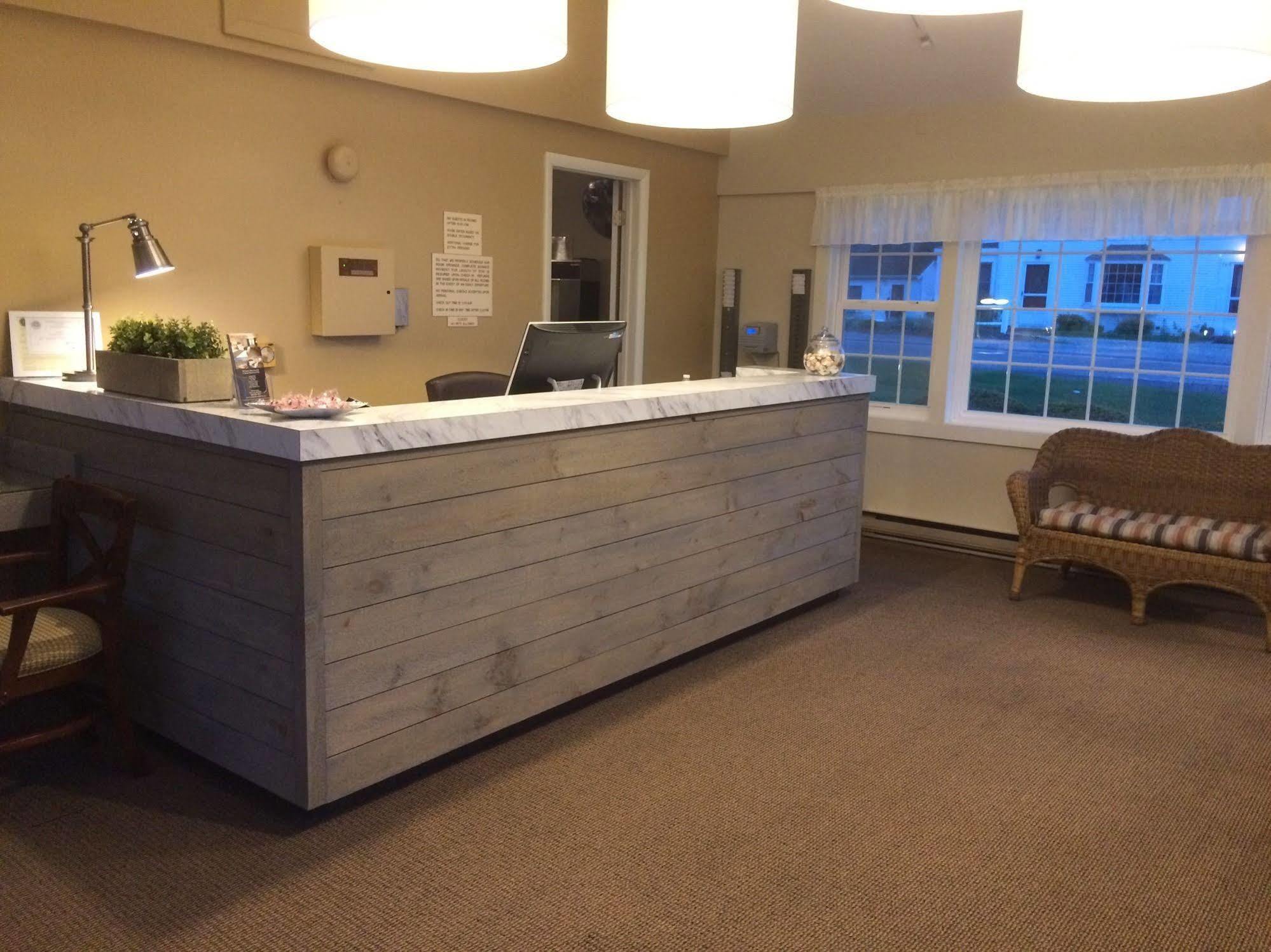 Holiday Hill Inn & Suites Dennisport Exterior foto