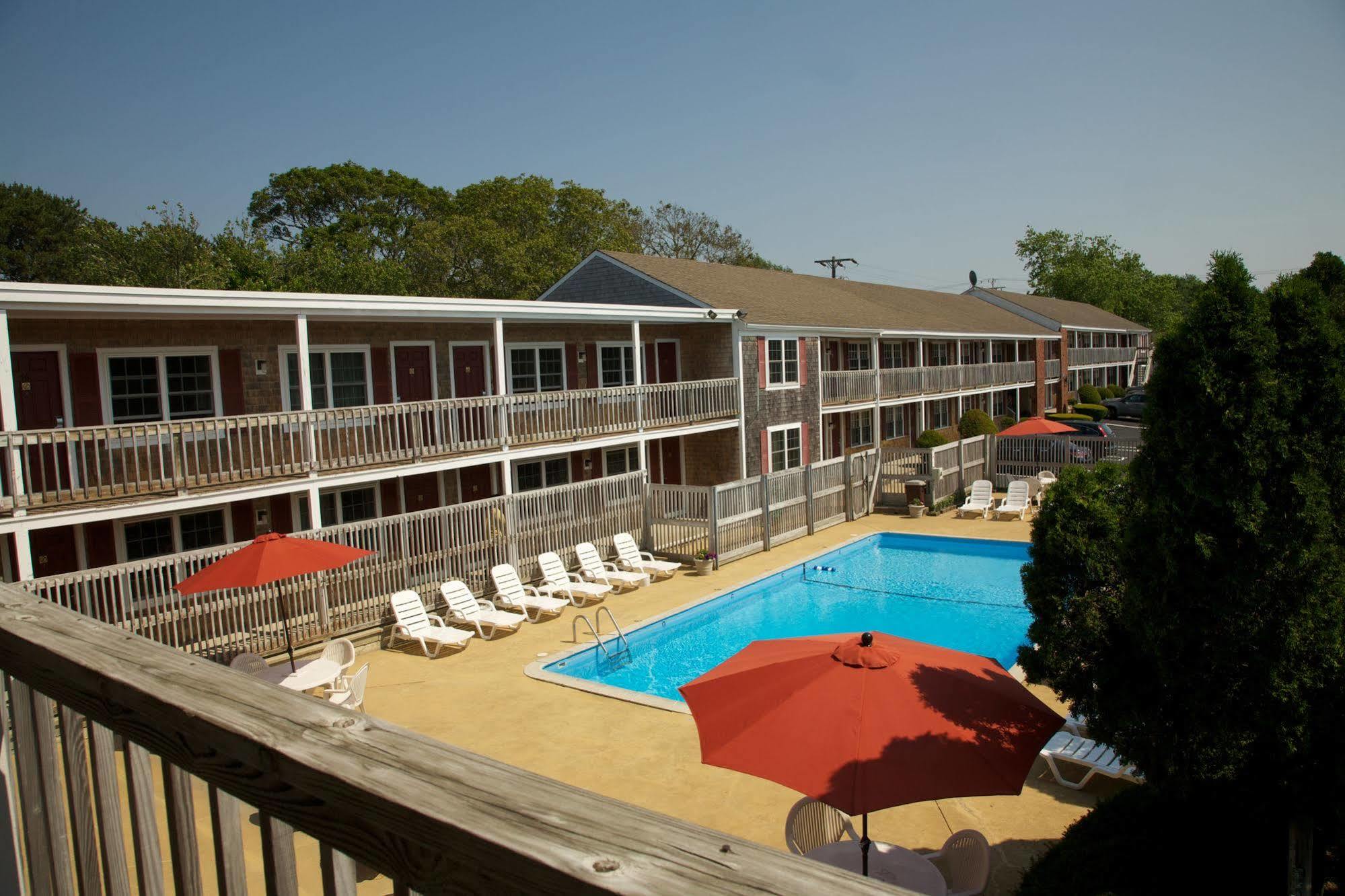 Holiday Hill Inn & Suites Dennisport Exterior foto